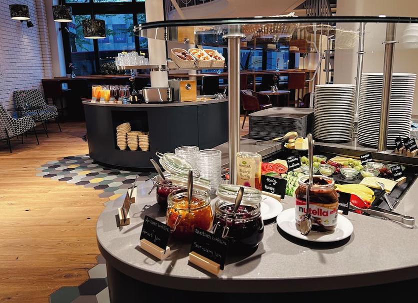 Buffet Photo