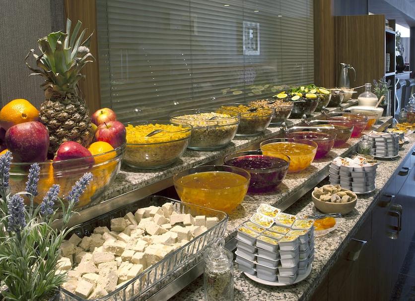 Buffet Photo