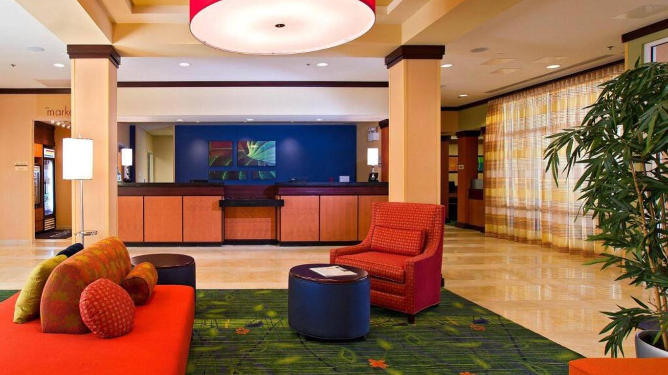 Fairfield Inn & Suites by Marriott San Antonio Alamo Plaza/Convention Center