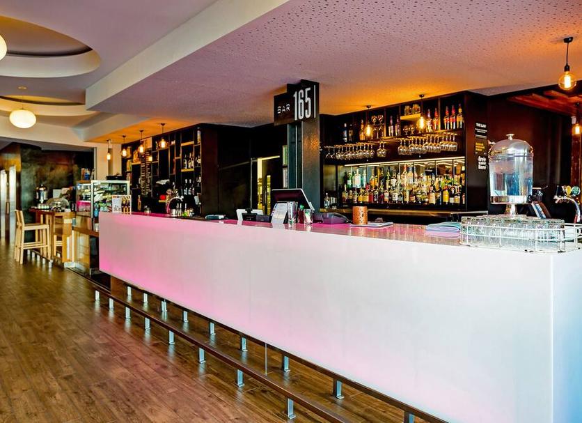 Bar Photo
