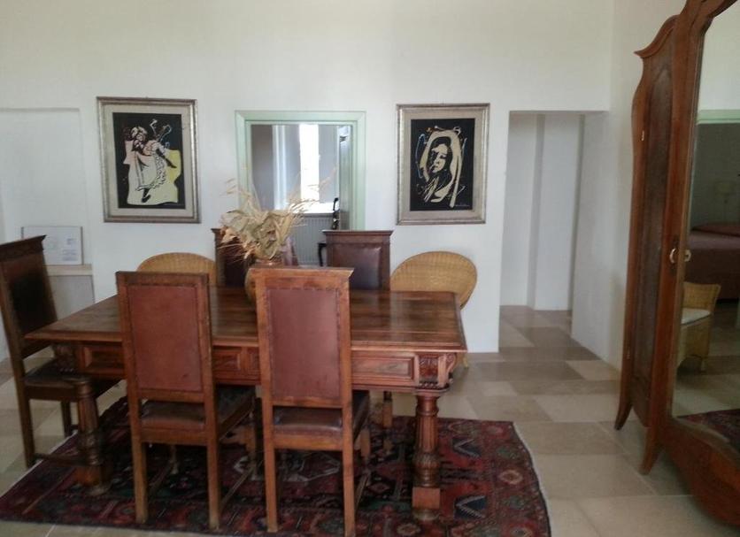 Dining room Photo