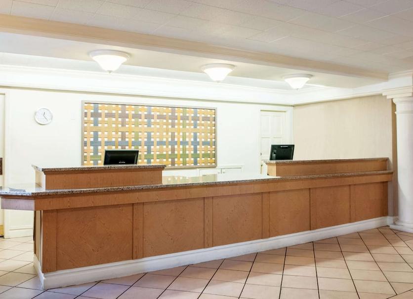Front desk Photo