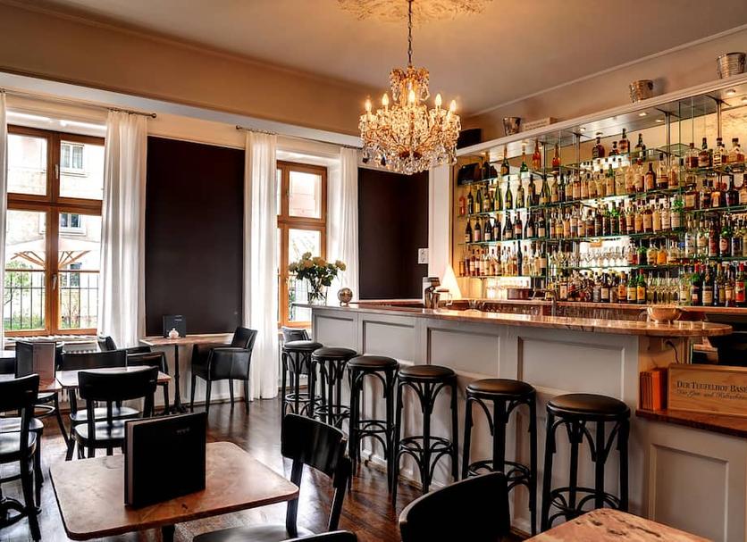 Bar Photo