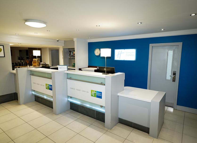 Front desk Photo