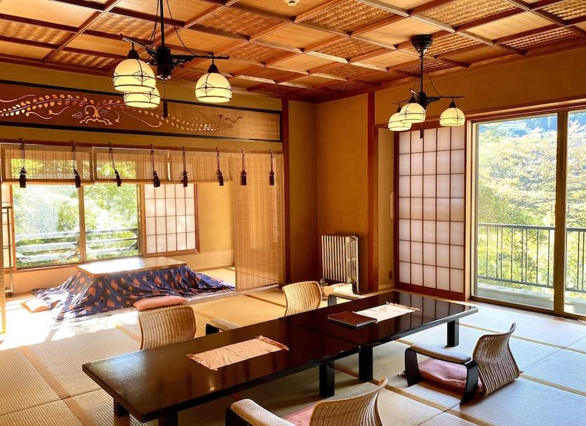 Dining room Photo
