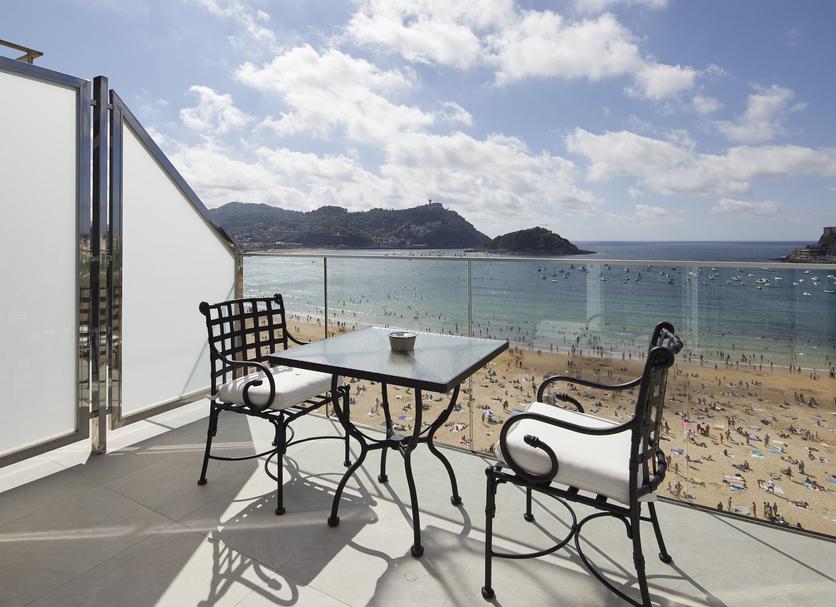 Balcony Photo