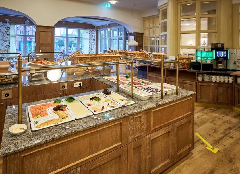 Buffet Photo