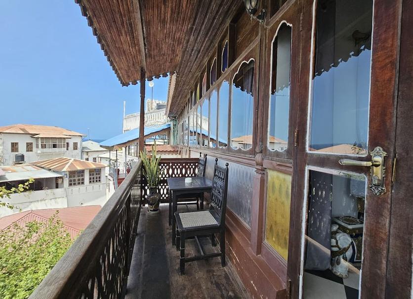 Balcony Photo