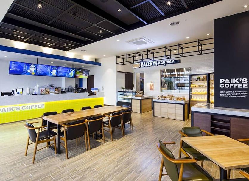 Restaurant Photo