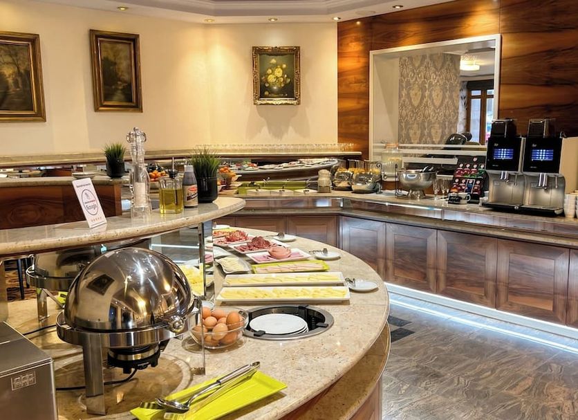 Buffet Photo