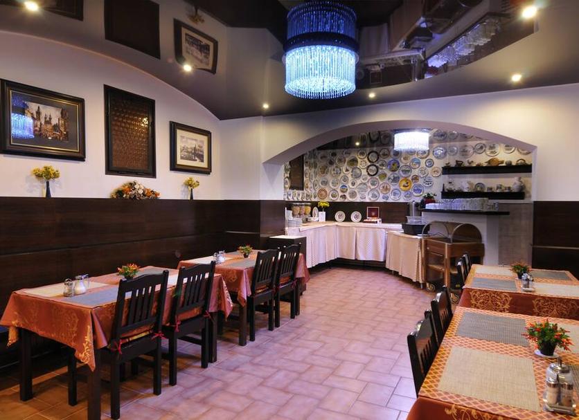 Restaurant Photo