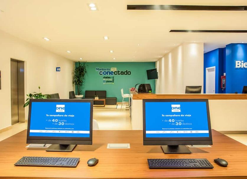 Business centre Photo