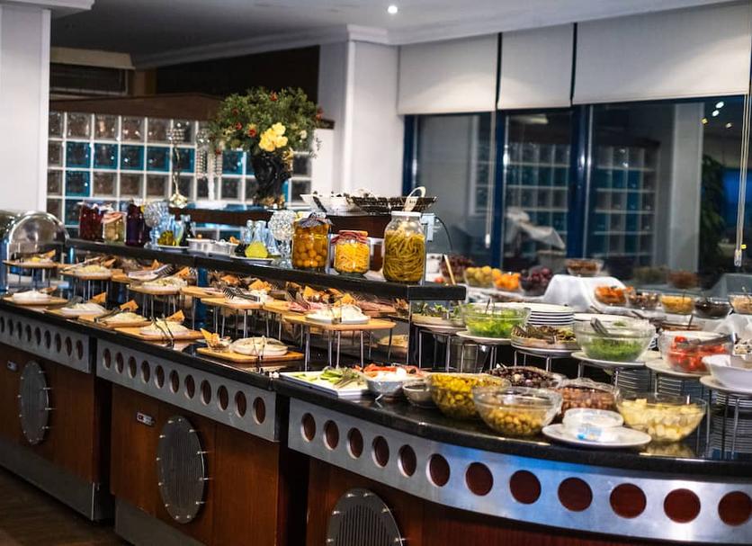 Buffet Photo