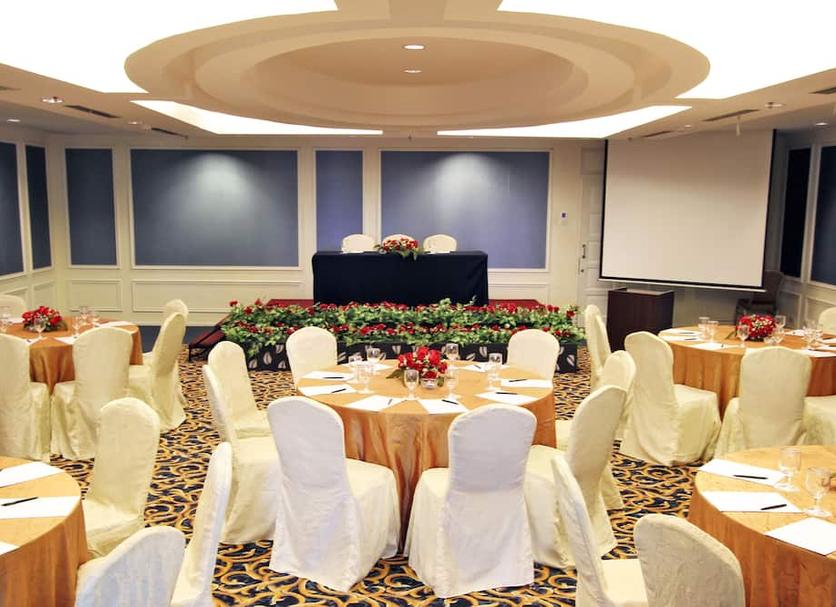 Banquet hall Photo