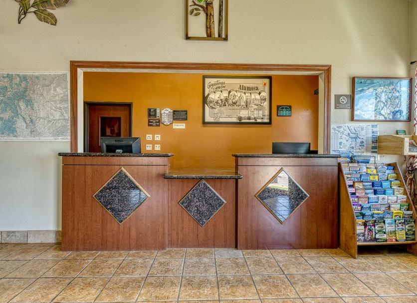 Front desk Photo