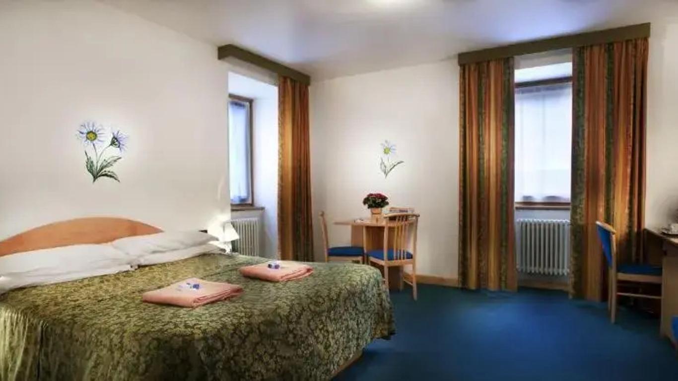 Grand Hotel Rabbi