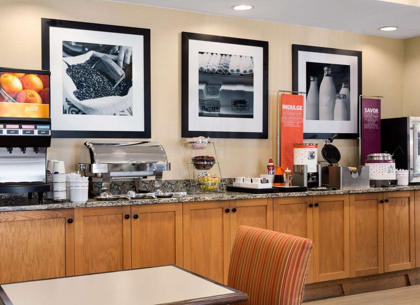 Buffet Photo