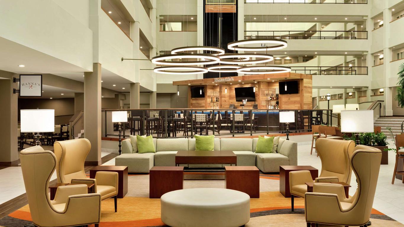 Embassy Suites by Hilton Milwaukee Brookfield