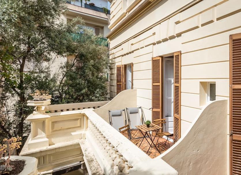 Balcony Photo