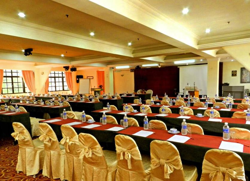 Banquet hall Photo