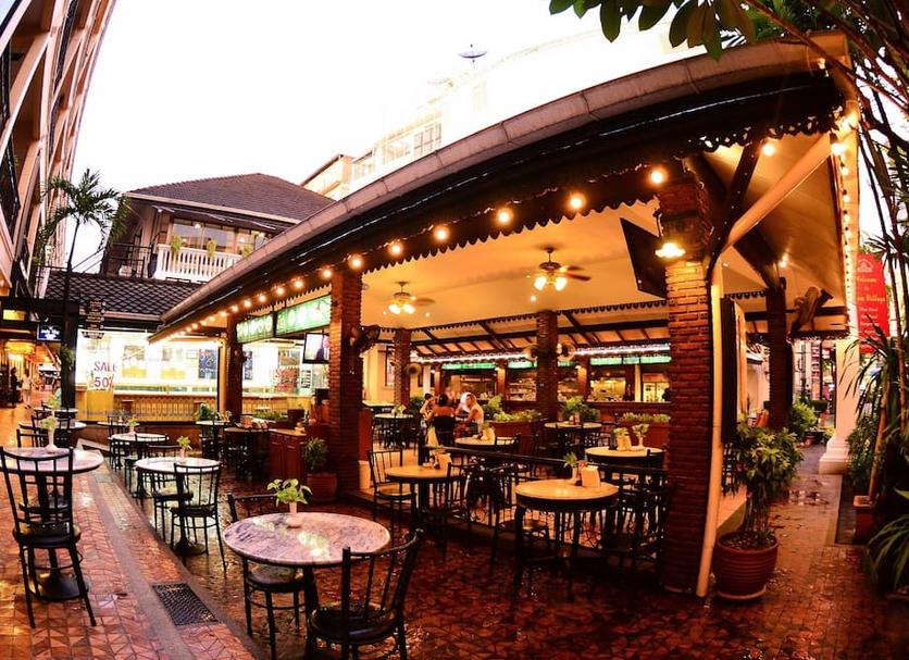 Restaurant Photo