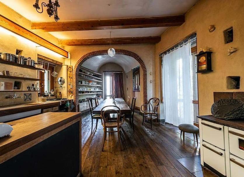 Dining room Photo