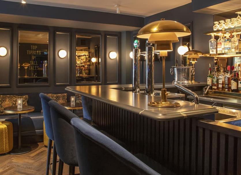 Bar Photo