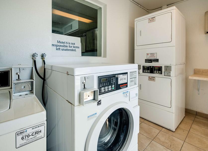 Laundry facility Photo