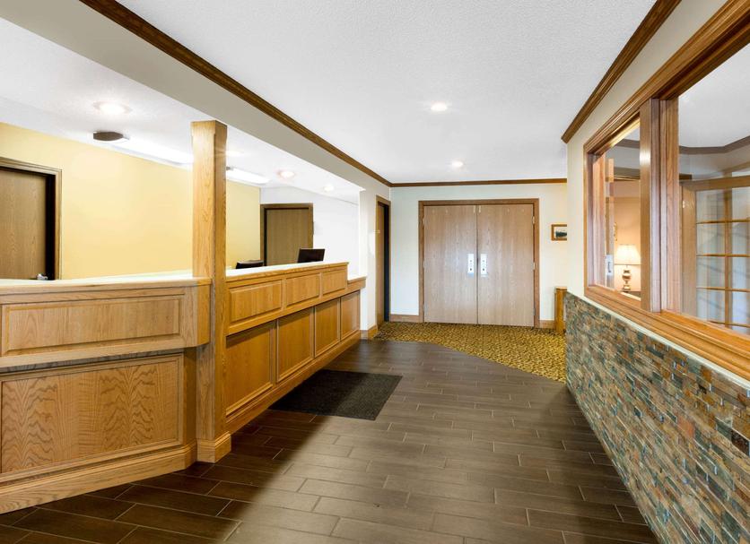 Front desk Photo