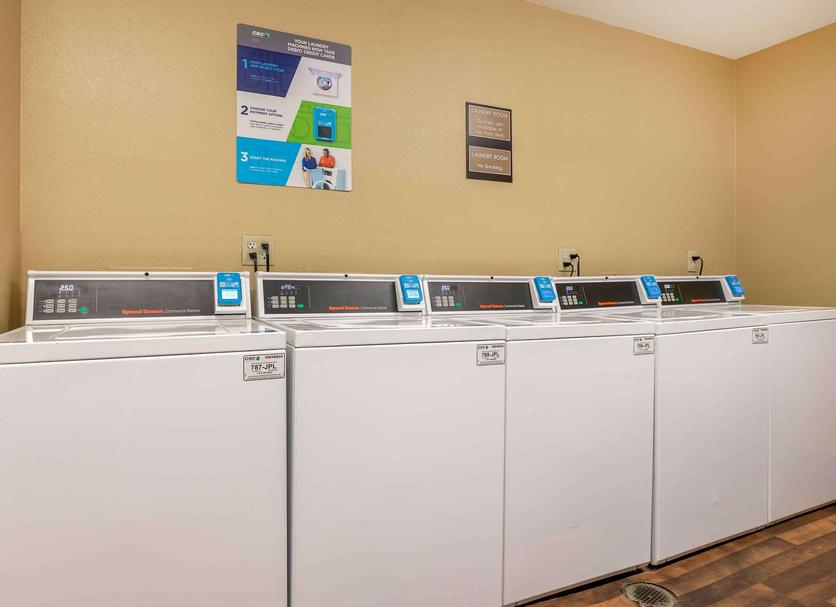 Laundry facility Photo