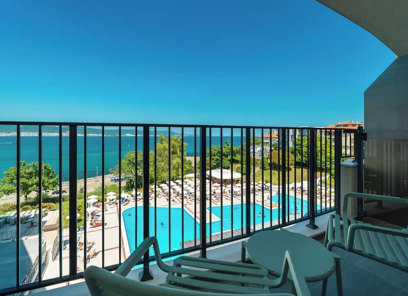 Balcony Photo