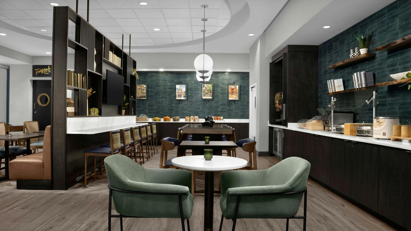 SpringHill Suites by Marriott Savannah Downtown/Historic District