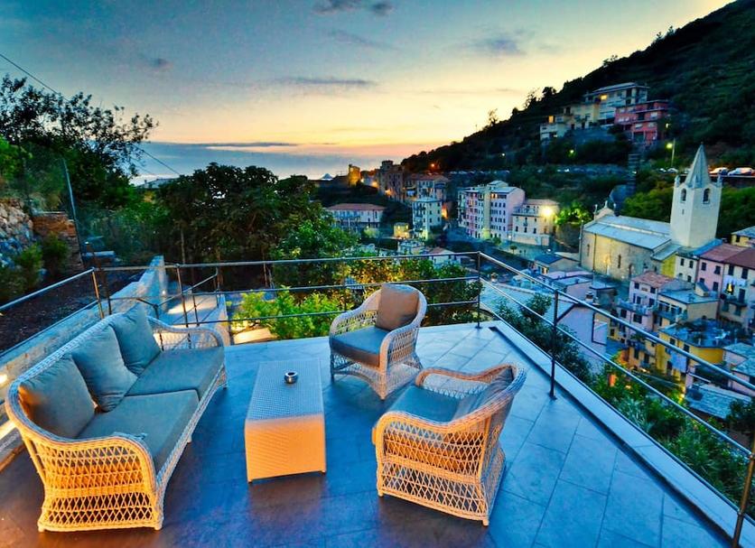 Balcony Photo