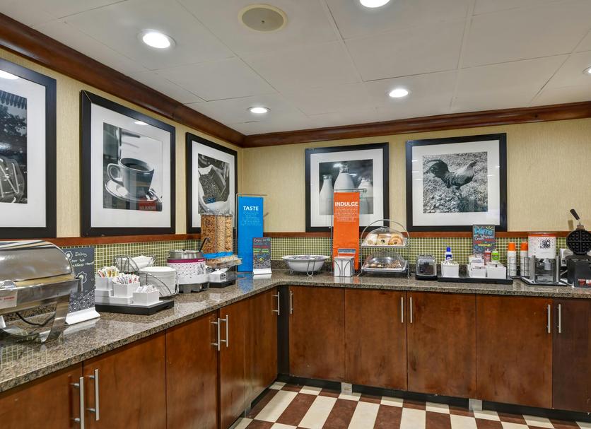 Buffet Photo