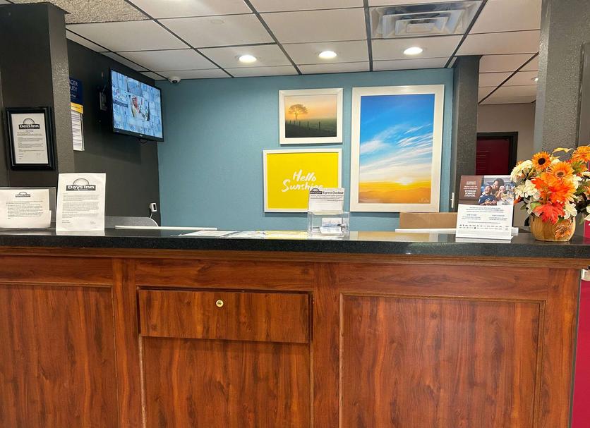 Front desk Photo
