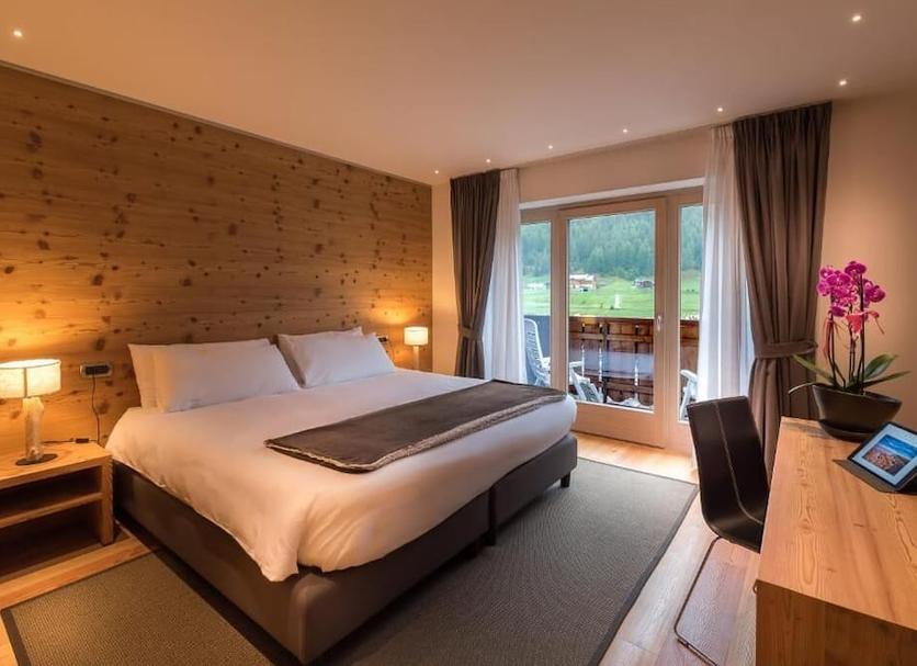 Bedroom Photo