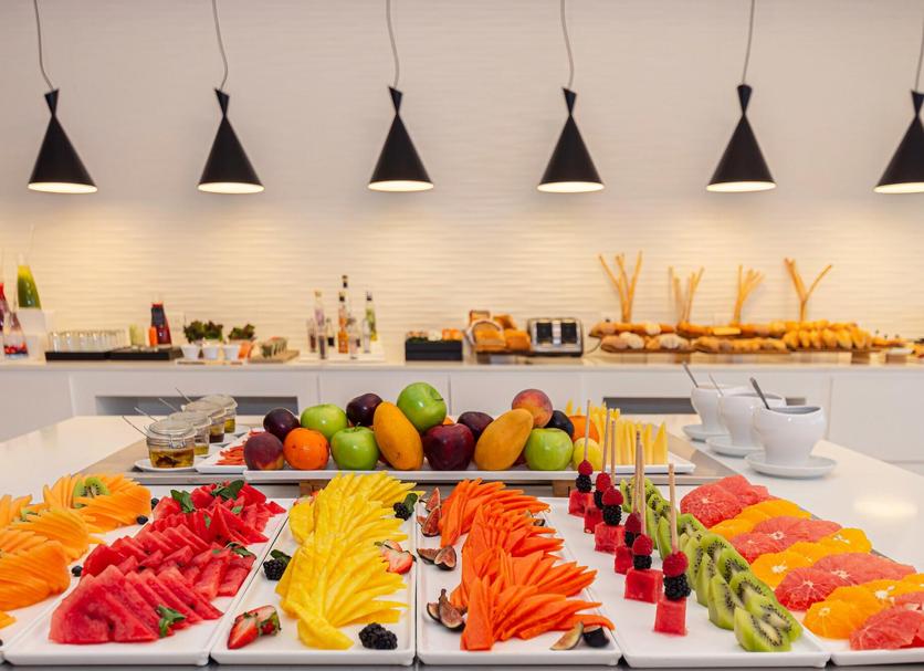 Buffet Photo