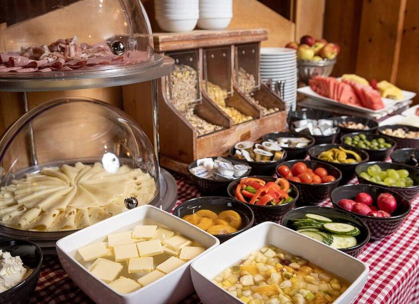 Buffet Photo