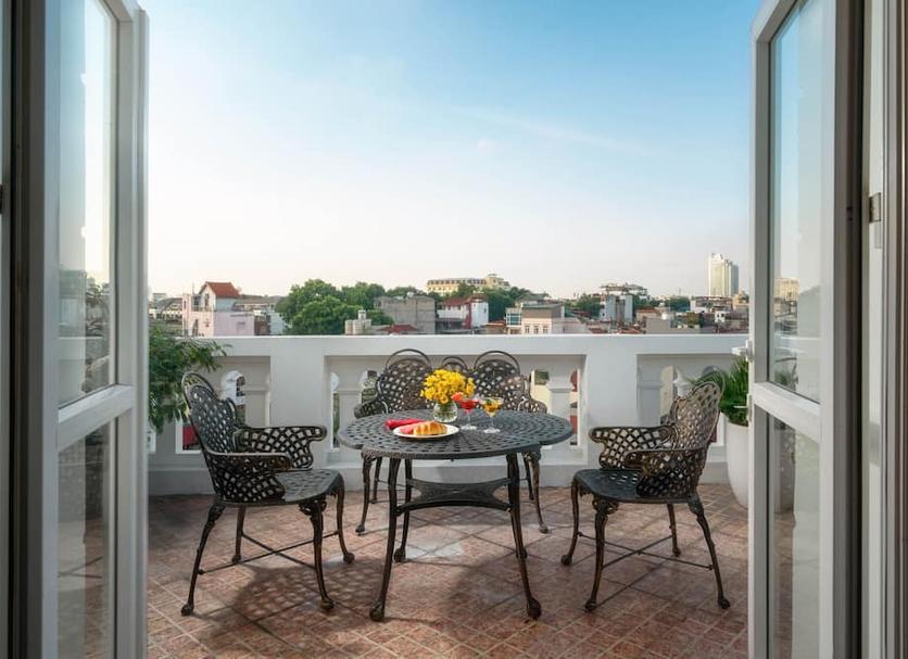 Balcony Photo