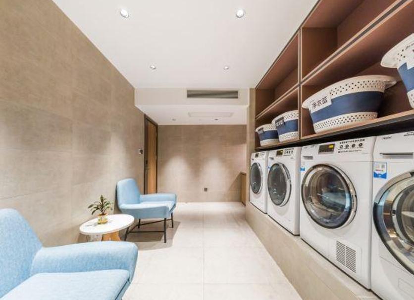 Laundry facility Photo