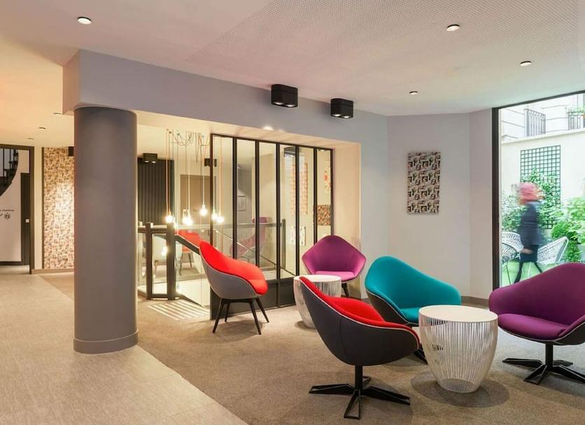 Lounge Photo
