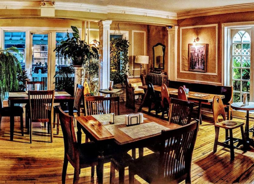 Restaurant Photo