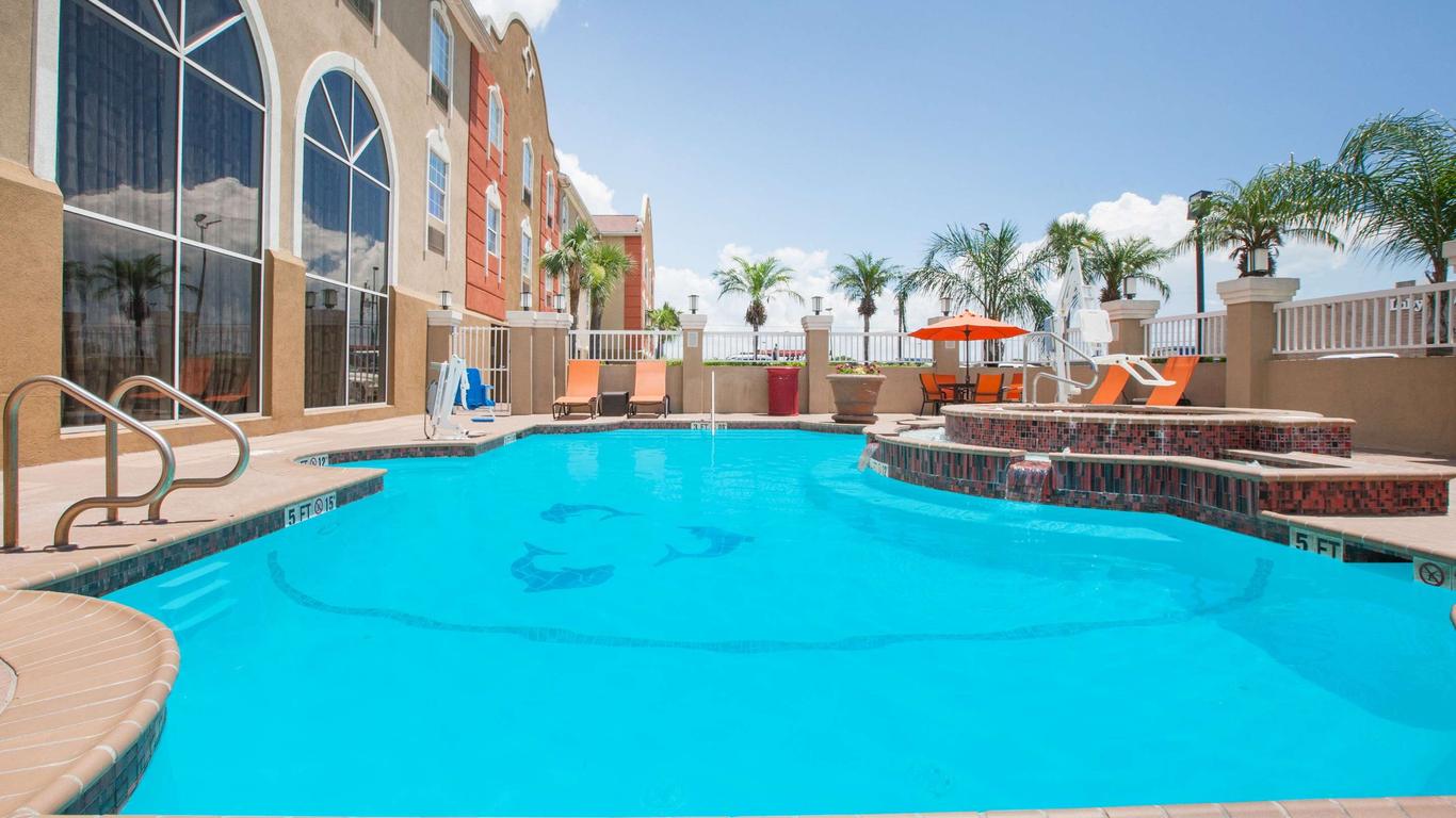 Hawthorn Suites by Wyndham Corpus Christi