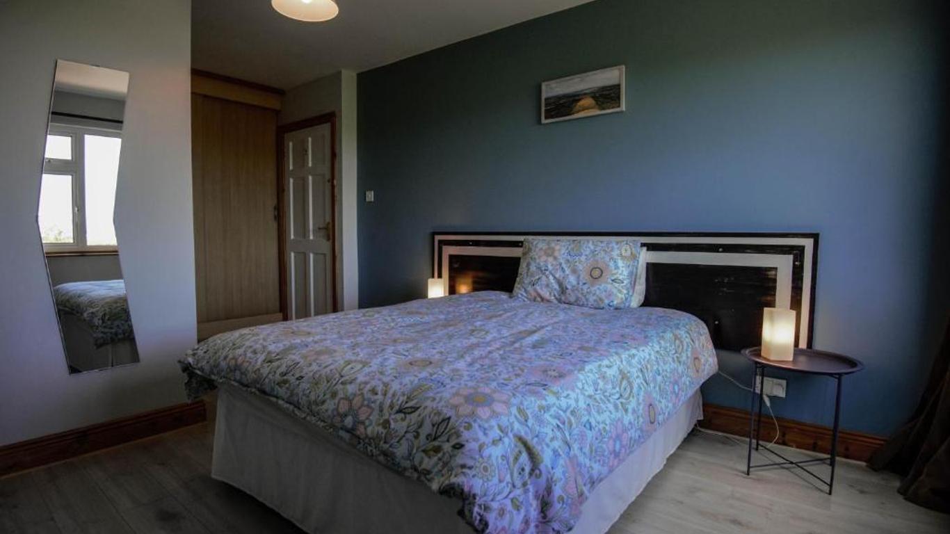 Bluetit Lodge