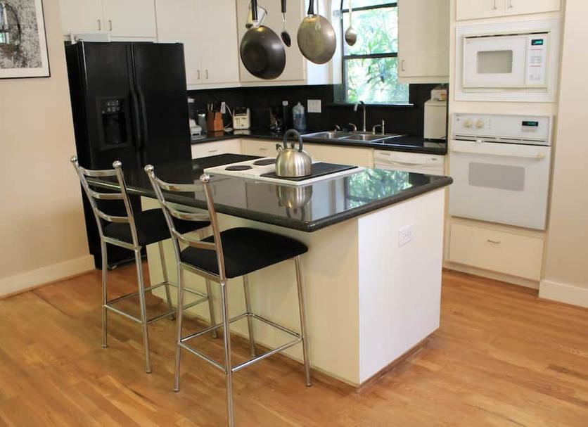 Kitchen Photo