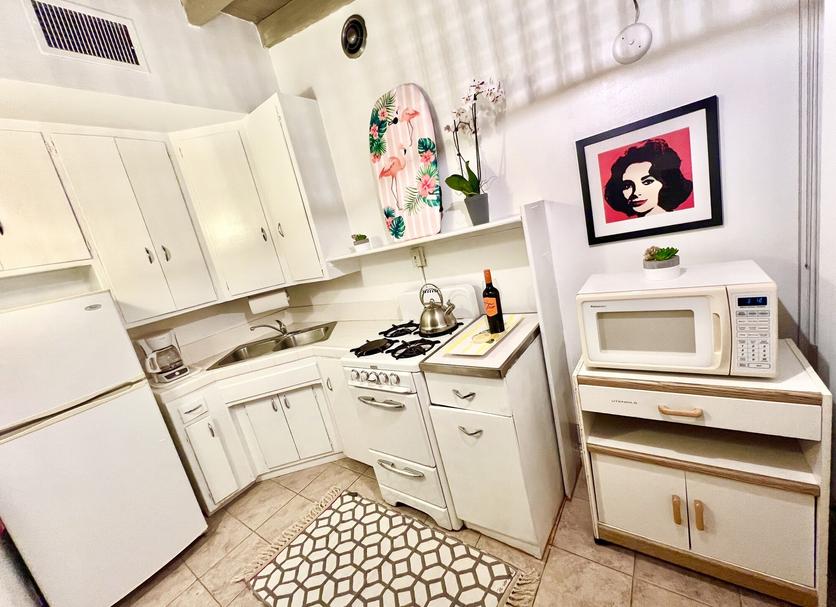 Kitchen Photo