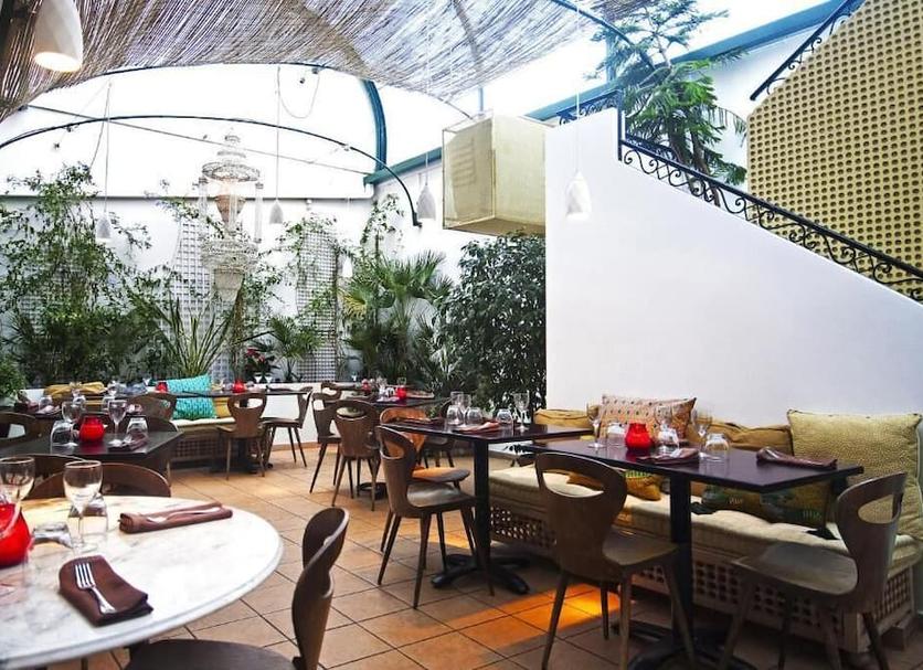 Restaurant Photo