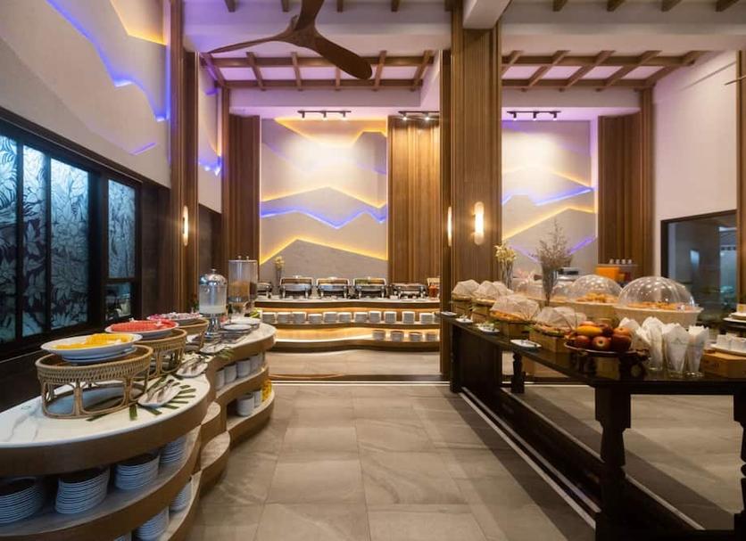 Buffet Photo