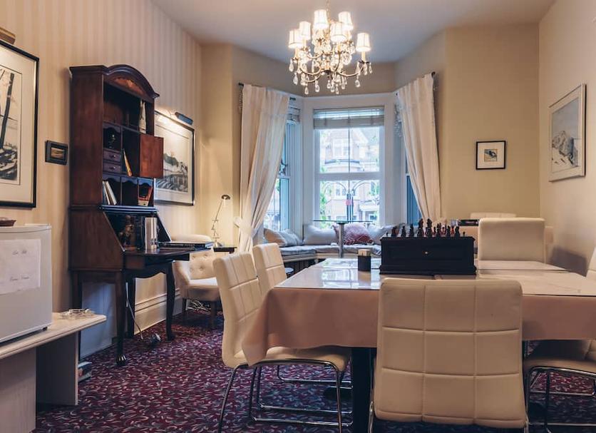 Dining room Photo