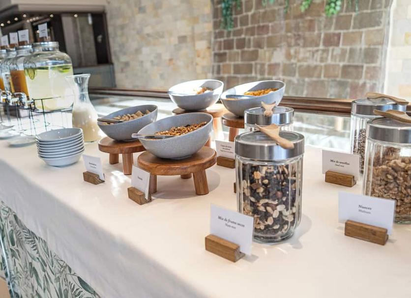 Buffet Photo
